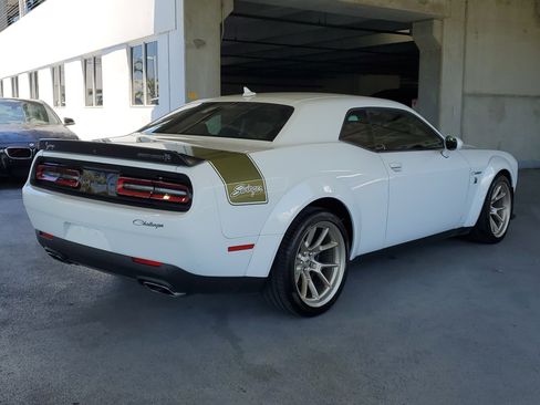Used 2023 Dodge Challenger R/T Scat Pack RWD image 2