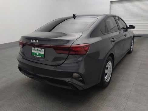 Used 2024 Kia Forte LX image 9