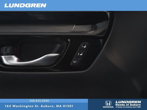 Used 2025 Honda CR-V EX-L image 12