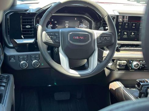New 2026 GMC Sierra 1500 SLT w/ SLT Premium Plus Package image 13