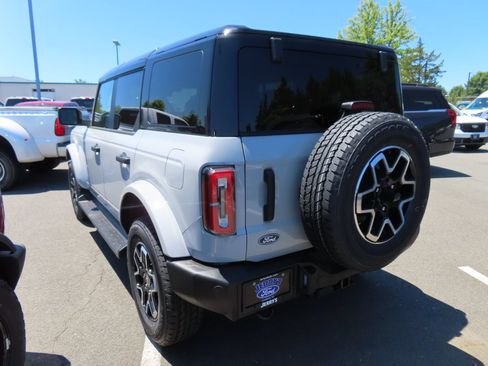 New 2026 Ford Bronco Outer Banks AWD/4WD image 6