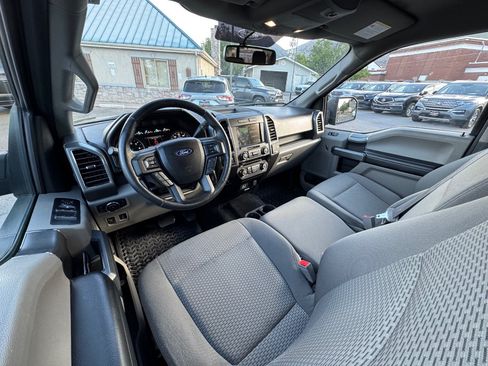 Used 2018 Ford F150 XLT w/ Equipment Group 302A Luxury AWD/4WD image 17