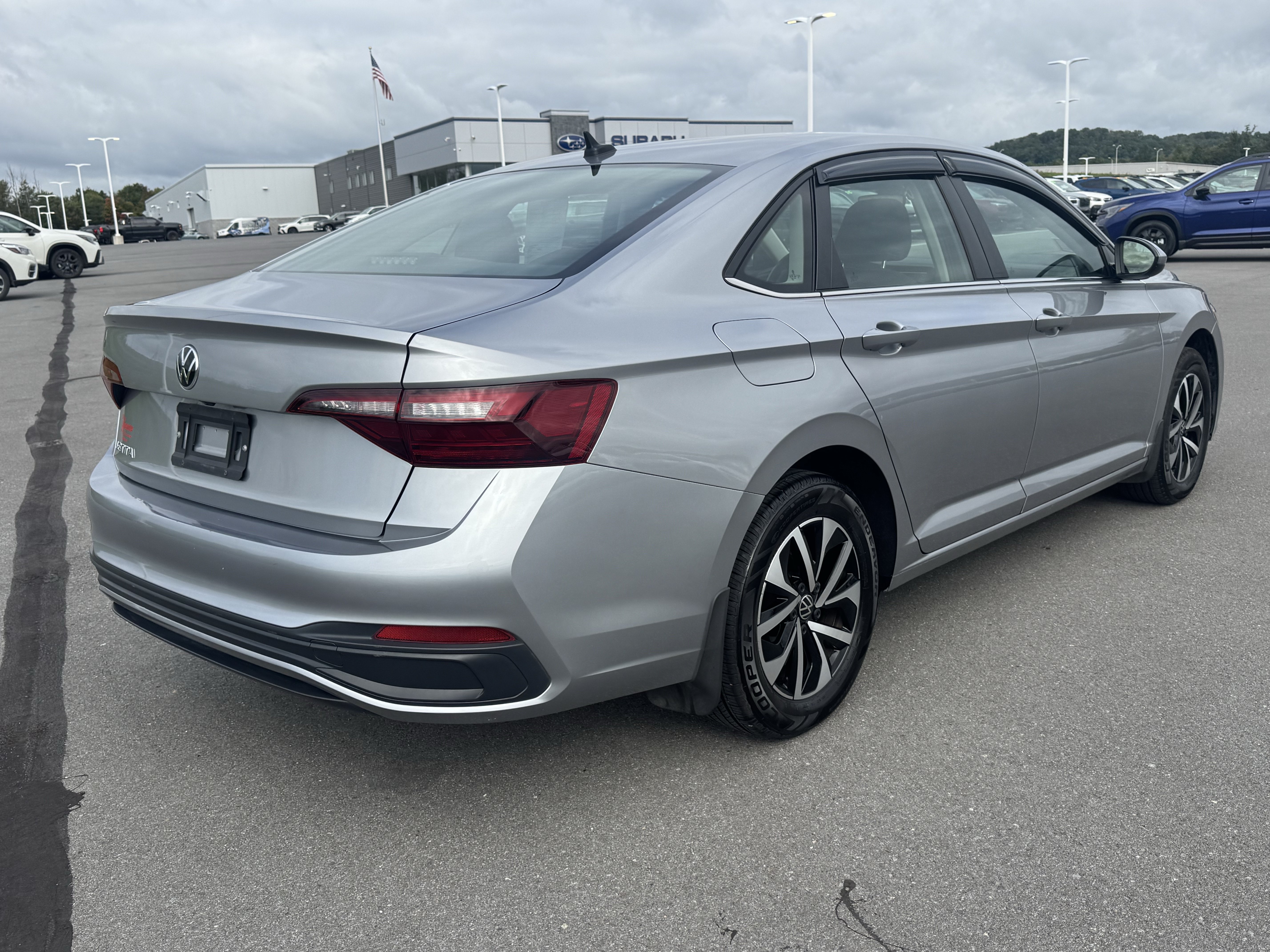 Used 2024 Volkswagen Jetta S FWD image 3