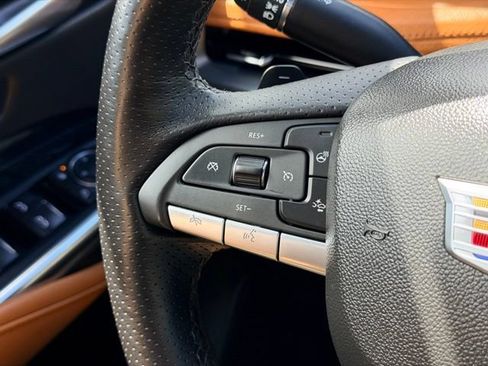 Used 2024 Cadillac XT4 Sport AWD/4WD image 9