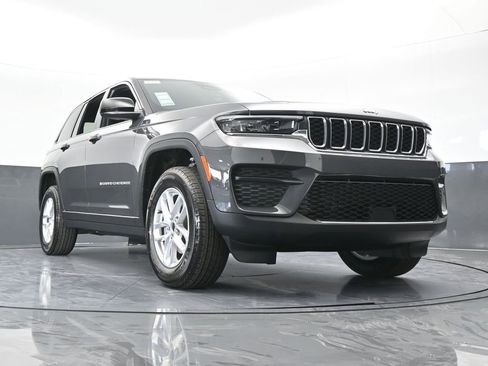 New 2026 Jeep Grand Cherokee Laredo X AWD/4WD image 61