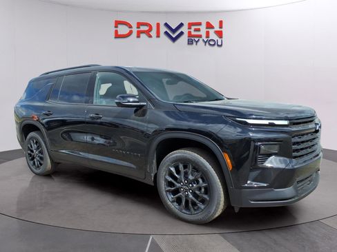 New 2026 Chevrolet Traverse LT image 7