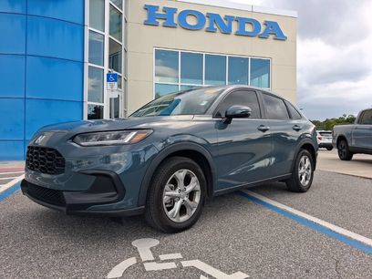 Used 2025 Honda HR-V LX