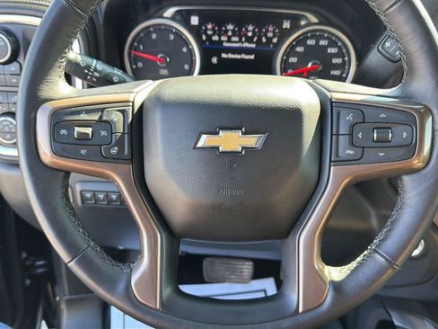 Used 2022 Chevrolet Silverado 2500 High Country w/ Z71 Off-Road Package AWD/4WD image 13