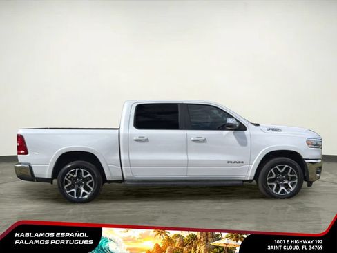 Used 2025 RAM 1500 Laramie AWD/4WD image 12