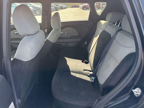 Used 2015 Kia Soul FWD image 20