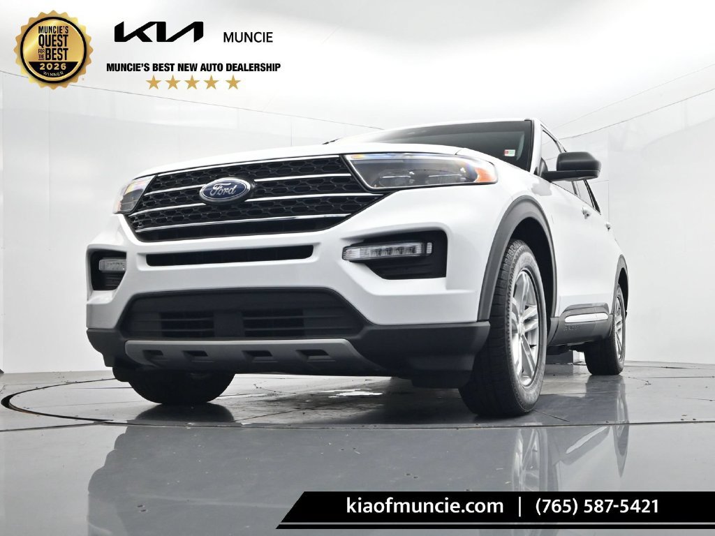 Used 2023 Ford Explorer XLT w/ Equipment Group 202A RWD image 37
