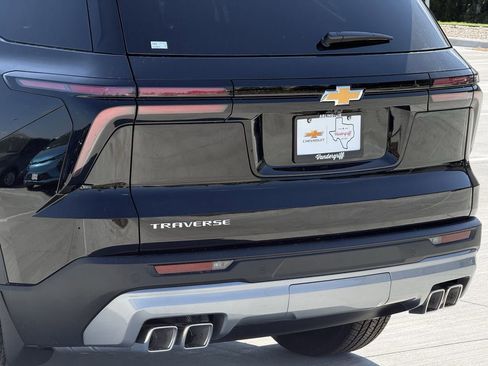 New 2026 Chevrolet Traverse LT w/ Driver Confidence Package image 6