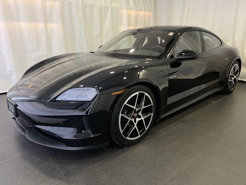 Certified 2025 Porsche Taycan image 1