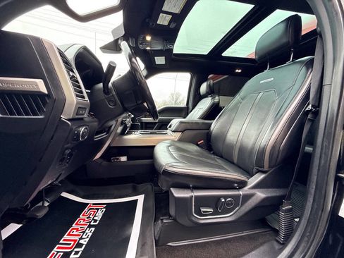 Used 2017 Ford F350 Platinum w/ Platinum Ultimate Package image 29