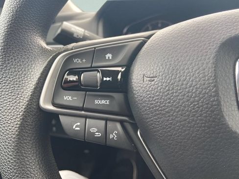 Used 2018 Honda Accord LX image 18
