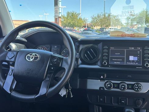 Used 2022 Toyota Tacoma SR RWD image 13