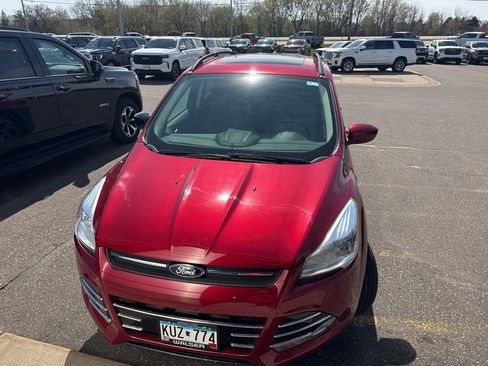 Used 2016 Ford Escape SE w/ Equipment Group 201A AWD/4WD image 13