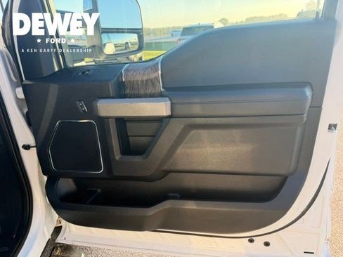 Used 2019 Ford F350 Lariat w/ Chrome Package AWD/4WD image 37