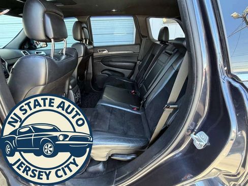 Used 2015 Jeep Grand Cherokee Altitude AWD/4WD image 5