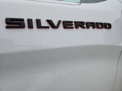 Certified 2024 Chevrolet Silverado 1500 RST w/ Redline Edition AWD/4WD image 31