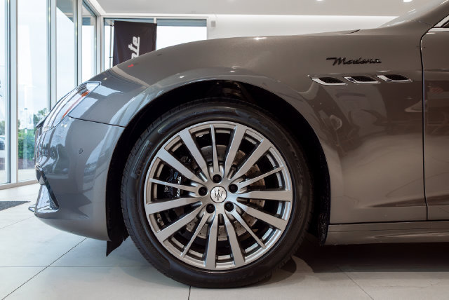 Used 2023 Maserati Ghibli Modena Q4 AWD/4WD image 28