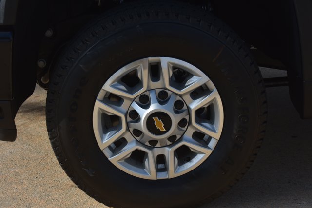 New 2026 Chevrolet Silverado 2500 W/T AWD/4WD image 9