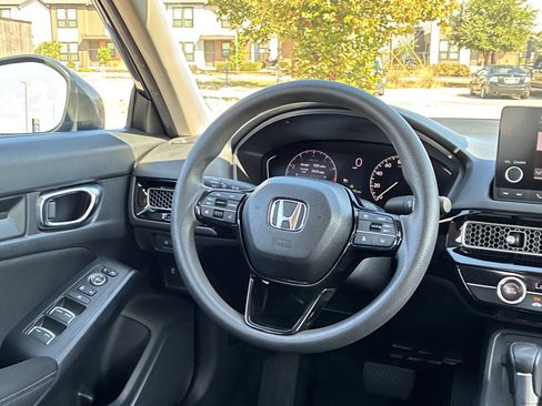 Certified 2025 Honda Civic LX image 23