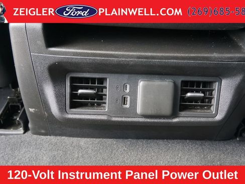 Used 2023 Chevrolet Silverado 1500 LT AWD/4WD image 11