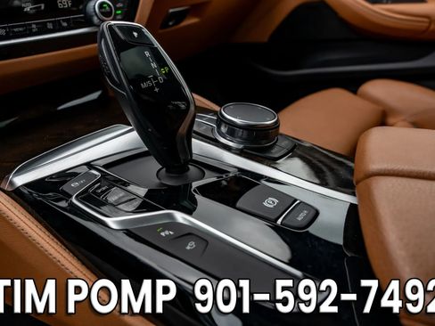 Used 2018 BMW 530i xDrive image 25