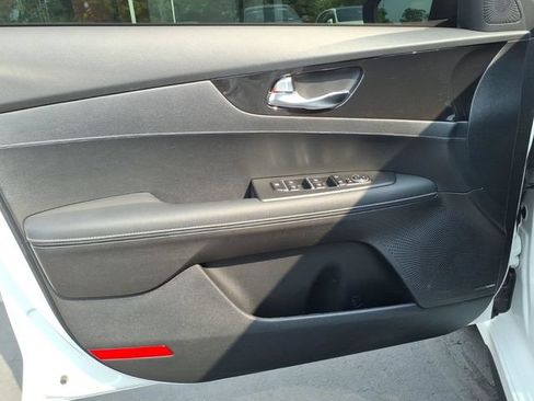 Used 2024 Kia Forte GT-Line w/ GT-Line Premium Package FWD image 10