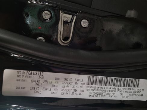 Used 2019 Dodge Journey SE w/ Blacktop Package FWD image 33