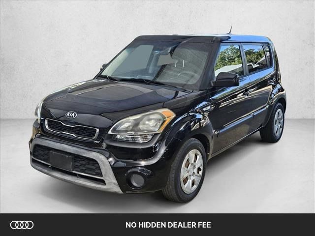 Used 2013 Kia Soul FWD image 1