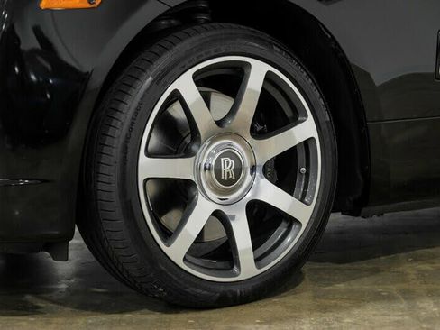 Used 2016 Rolls-Royce Dawn image 56