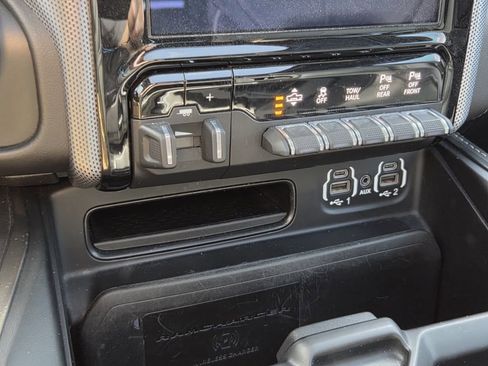 Used 2021 RAM 1500 Limited AWD/4WD image 22