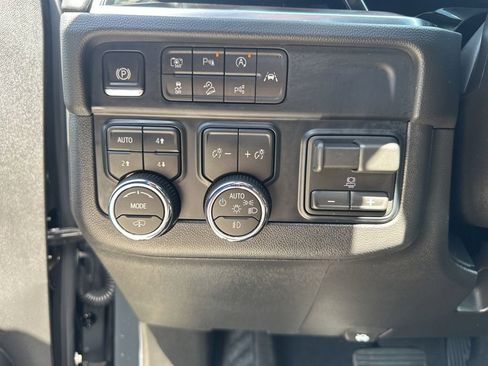 Used 2026 Chevrolet Tahoe Z71 w/ Z71 Off-Road Package AWD/4WD image 12