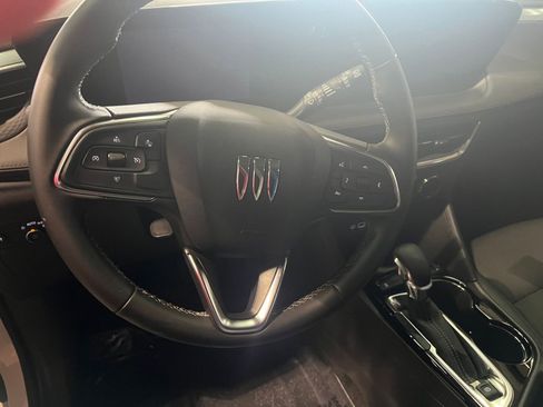 Used 2025 Buick Encore GX Preferred image 27