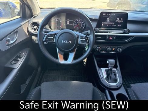 Certified 2023 Kia Forte LXS w/ LXS Technology Package FWD image 14