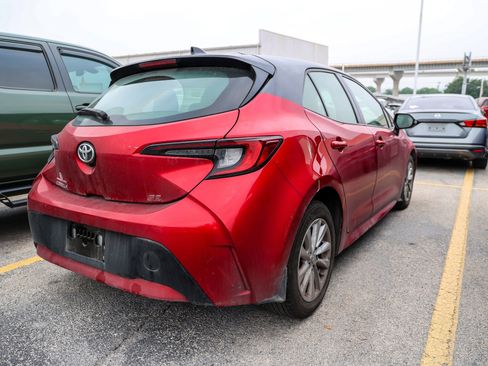Used 2024 Toyota Corolla SE FWD image 8