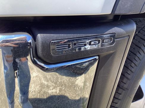 New 2025 GMC Sierra 3500 Pro w/ Convenience Package AWD/4WD image 12