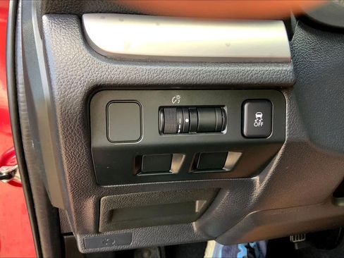 Used 2017 Subaru Forester 2.0XT Premium w/ Popular Package #2A AWD/4WD image 32