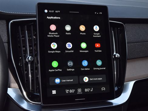 Used 2025 Volvo XC90 B6 Plus image 28