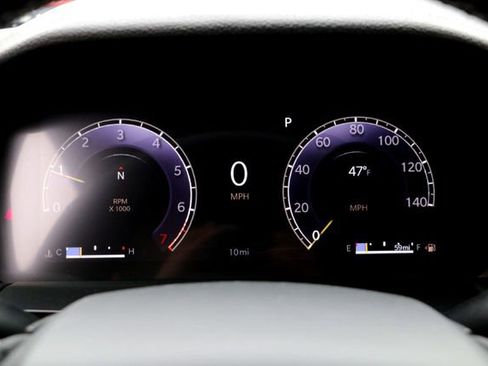 New 2025 Jeep Grand Cherokee L Limited image 12