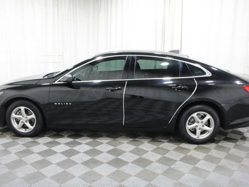 Used 2018 Chevrolet Malibu LS FWD image 32
