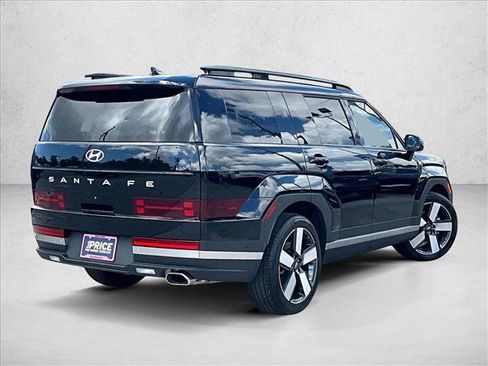 Used 2024 Hyundai Santa Fe Limited FWD image 2