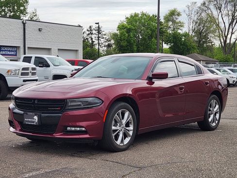 Used 2021 Dodge Charger SXT w/ Cold Weather Package AWD/4WD image 8