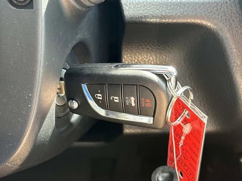 Used 2024 Toyota Camry SE image 24