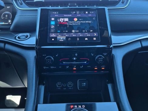 Used 2023 Jeep Grand Cherokee L Altitude image 46