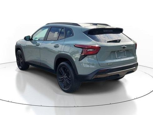 Used 2025 Chevrolet Trax ACTIV w/ Driver Confidence Package image 3