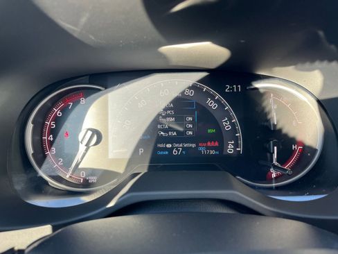 Used 2025 Toyota RAV4 XLE image 39