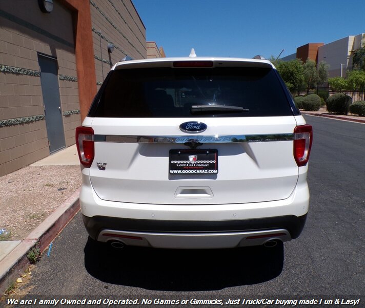 Used 2017 Ford Explorer XLT w/ Equipment Group 202A FWD image 4